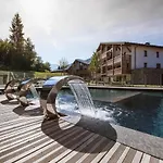 Exclusive Terrace, Parking And Pool * Megeve