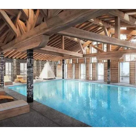 Exclusive Terrace, Parking And Pool * Megève