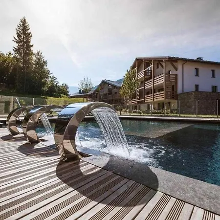 Exclusive Terrace, Parking And Pool * Megève