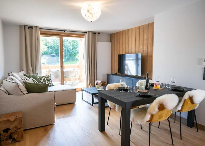 Exclusive Terrace, Parking And Pool *