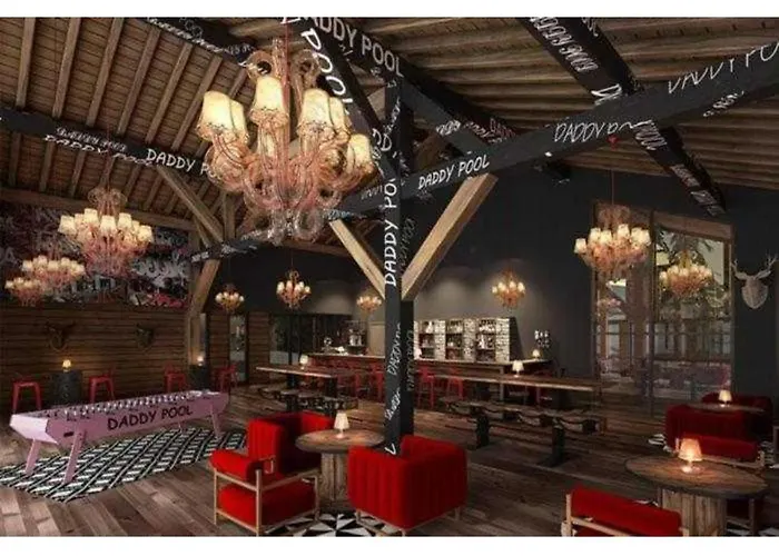 Exclusive Terrace, Parking And Pool Lejlighed