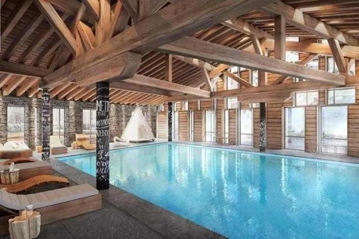 Exclusive Terrace, Parking And Pool * Megève