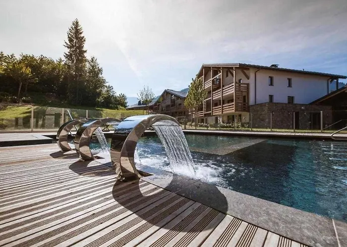 Exclusive Terrace, Parking And Pool * Megève