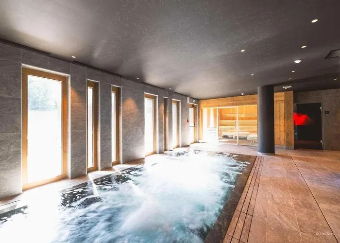 Exclusive Terrace, Parking And Pool Lejlighed Megève