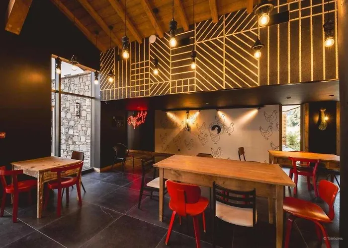 Exclusive Terrace, Parking And Pool Lejlighed *