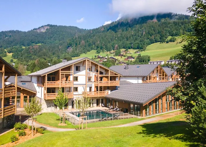 Exclusive Terrace, Parking And Pool Lejlighed