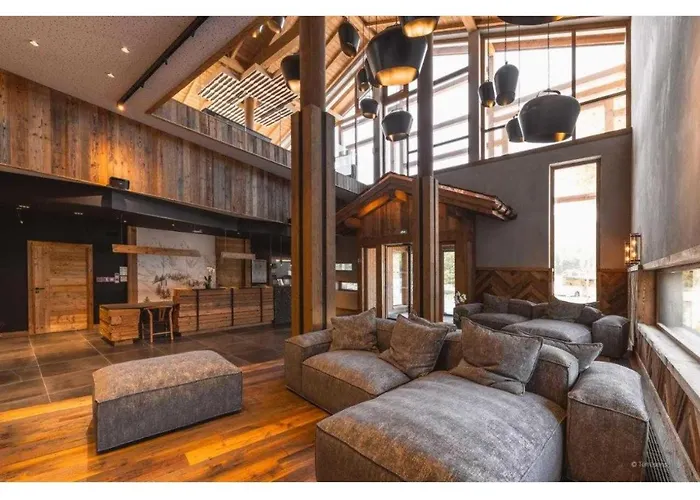 Exclusive Terrace, Parking And Pool